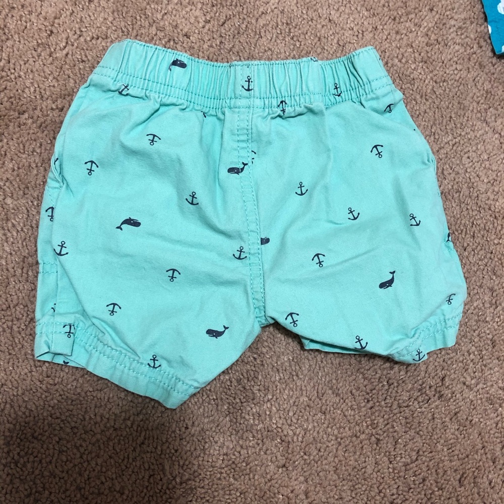 5/$15 Carter’s 12mo nautical shorts